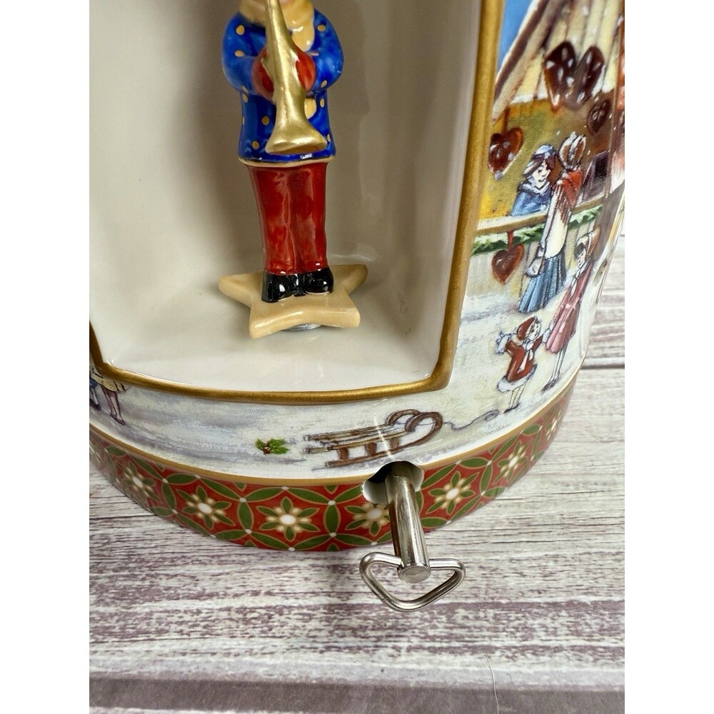 SOLD***Villeroy & Boch Christmas Toys Musical "Joy To The World" Candle Light - Picture 8 of 16
